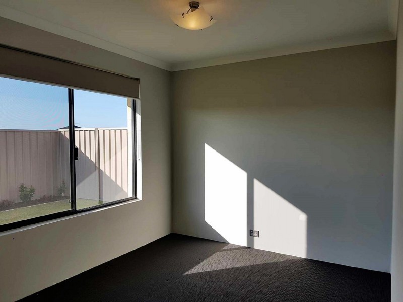 26 Aquamarine Parade, Karnup WA 6176