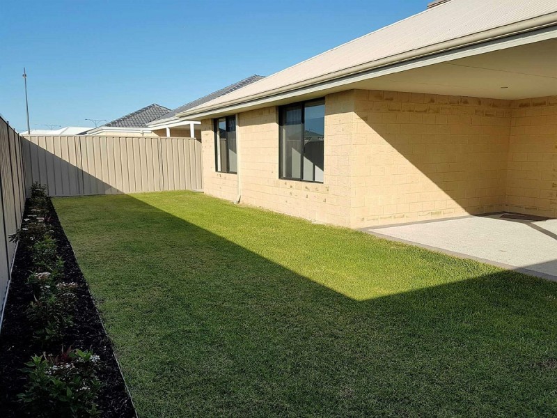 26 Aquamarine Parade, Karnup WA 6176