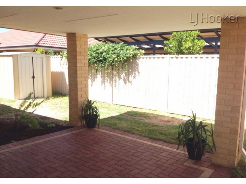 29 Lucky Bay Road, Secret Harbour WA 6173