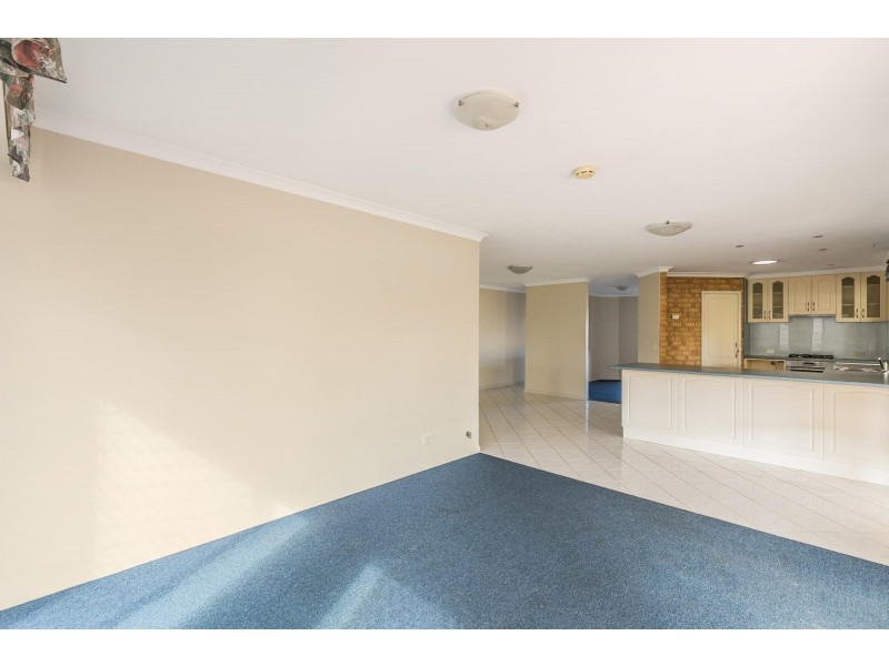 2 Kingsford Court, Port Kennedy WA 6172