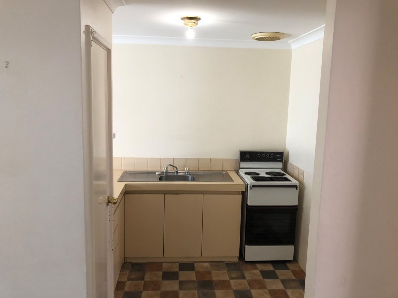 9/10 Merope Close, Rockingham WA 6168