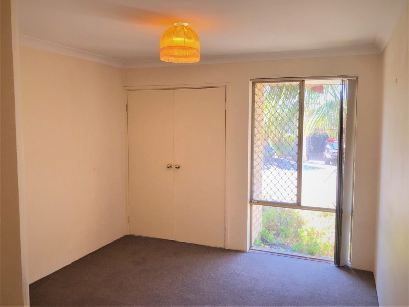 9/10 Merope Close, Rockingham WA 6168