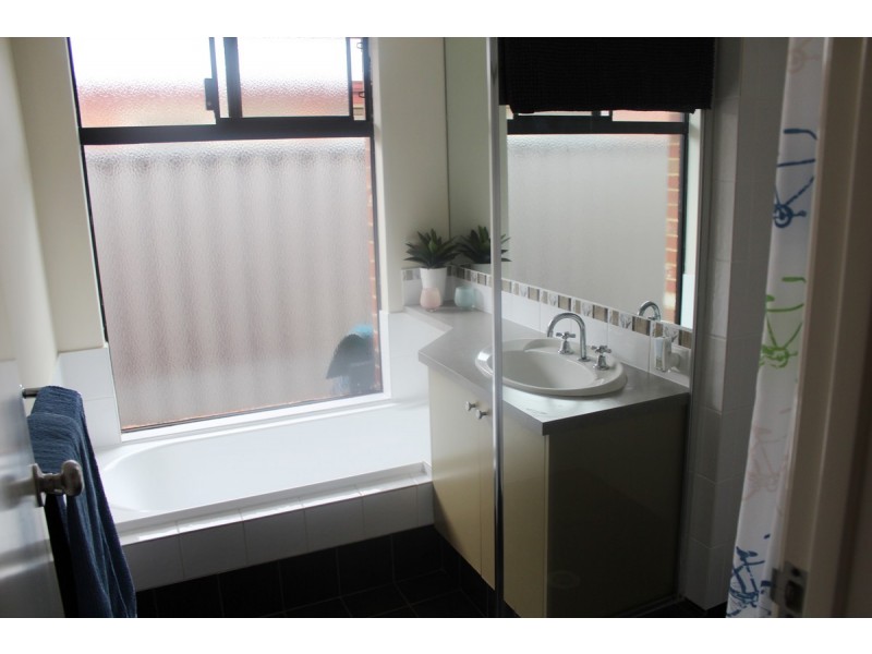 14 Maroubra Parade, Secret Harbour WA 6173