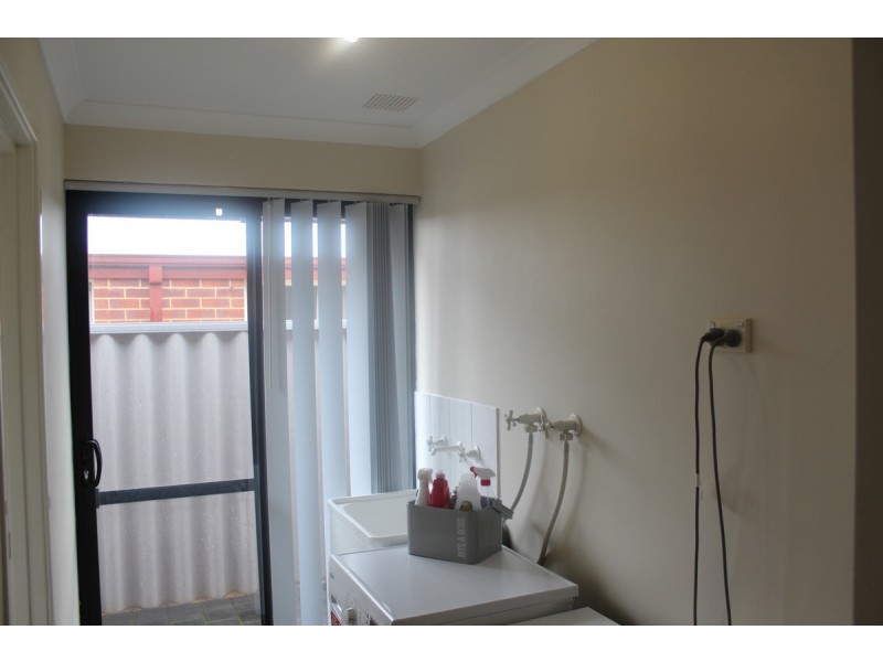 14 Maroubra Parade, Secret Harbour WA 6173