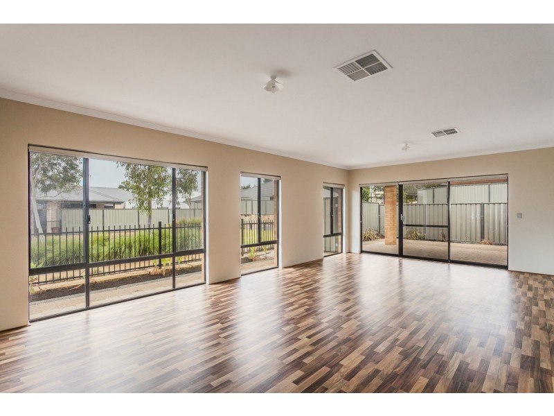 11 Dardanup Lane, Baldivis WA 6171