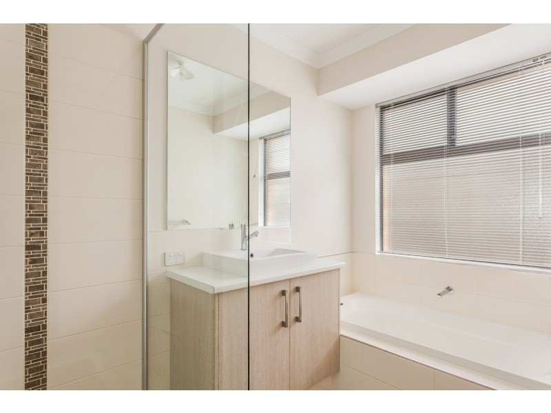 11 Dardanup Lane, Baldivis WA 6171