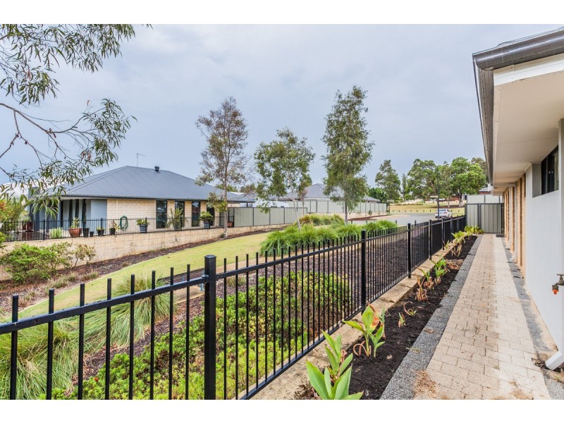 11 Dardanup Lane, Baldivis WA 6171
