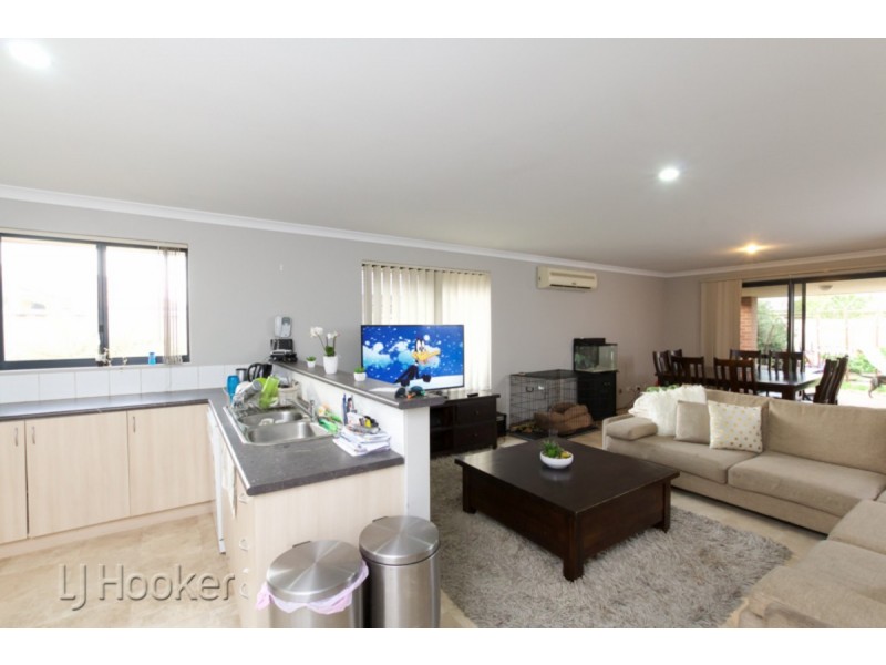 11 Springdale Boulevard, Secret Harbour WA 6173