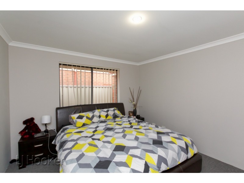 11 Springdale Boulevard, Secret Harbour WA 6173