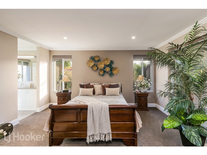 41 Sellafield Bend, Waikiki WA 6169