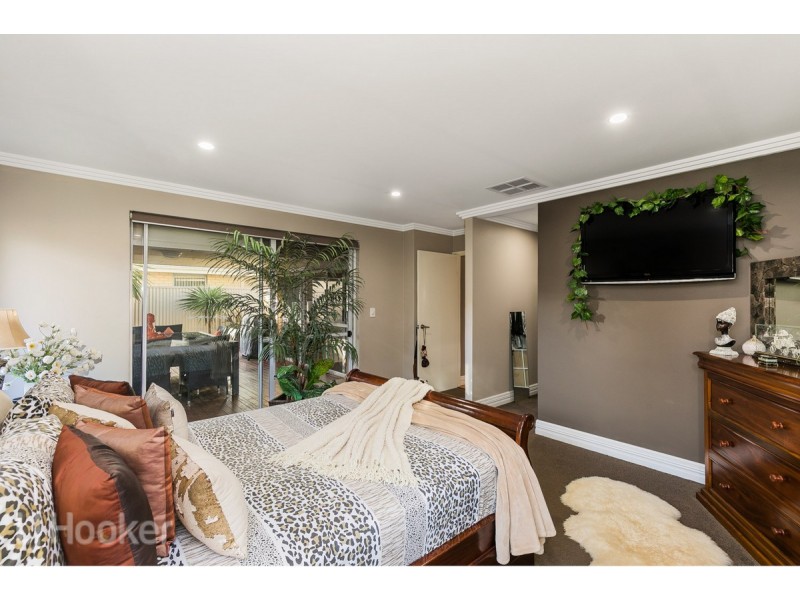 41 Sellafield Bend, Waikiki WA 6169