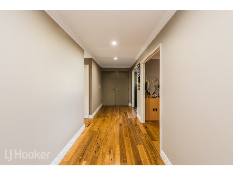 41 Sellafield Bend, Waikiki WA 6169