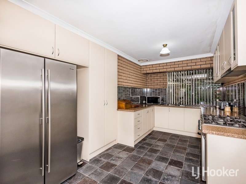 26 Grady Court, Waikiki WA 6169