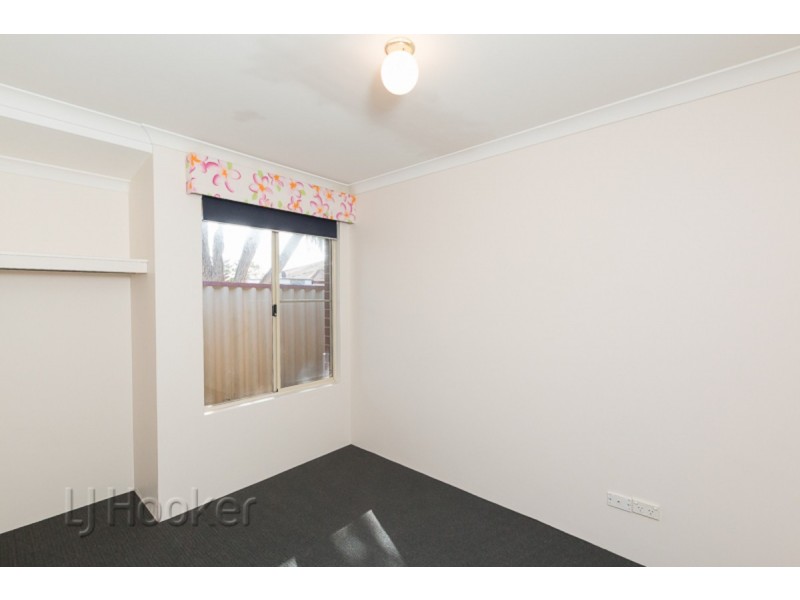 17 Mayflower Close, Port Kennedy WA 6172