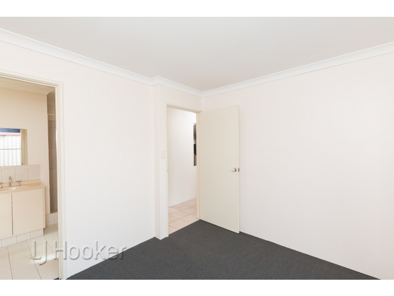 17 Mayflower Close, Port Kennedy WA 6172