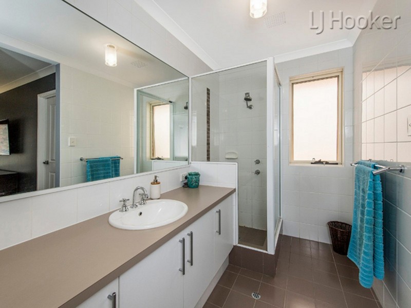 4 Layer Close, Baldivis WA 6171