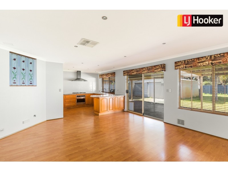 17 Timberlane Loop, Cooloongup WA 6168