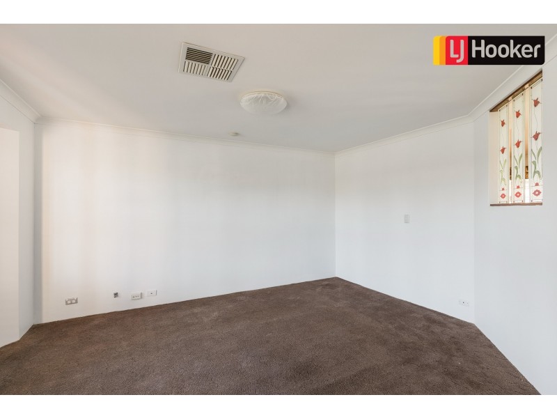 17 Timberlane Loop, Cooloongup WA 6168