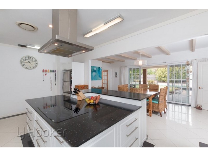 7 Smythe Street, Rockingham WA 6168