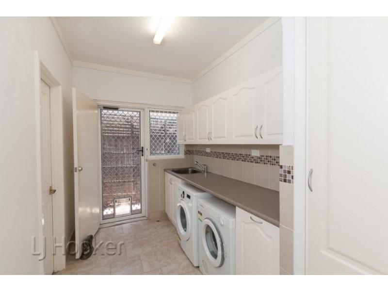 7 Smythe Street, Rockingham WA 6168