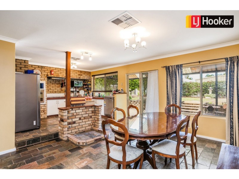 8 Doncaster Gardens, Port Kennedy WA 6172