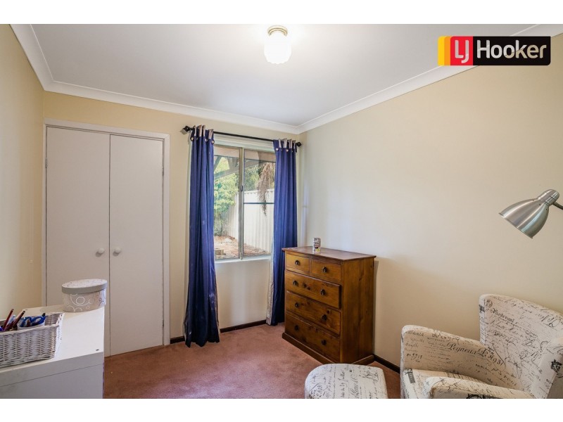 8 Doncaster Gardens, Port Kennedy WA 6172