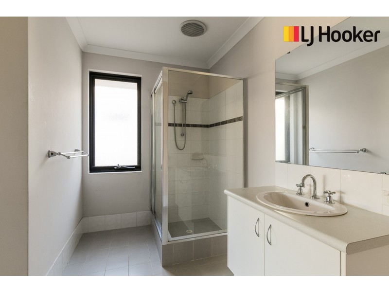 64 Bancoura Parkway, Secret Harbour WA 6173