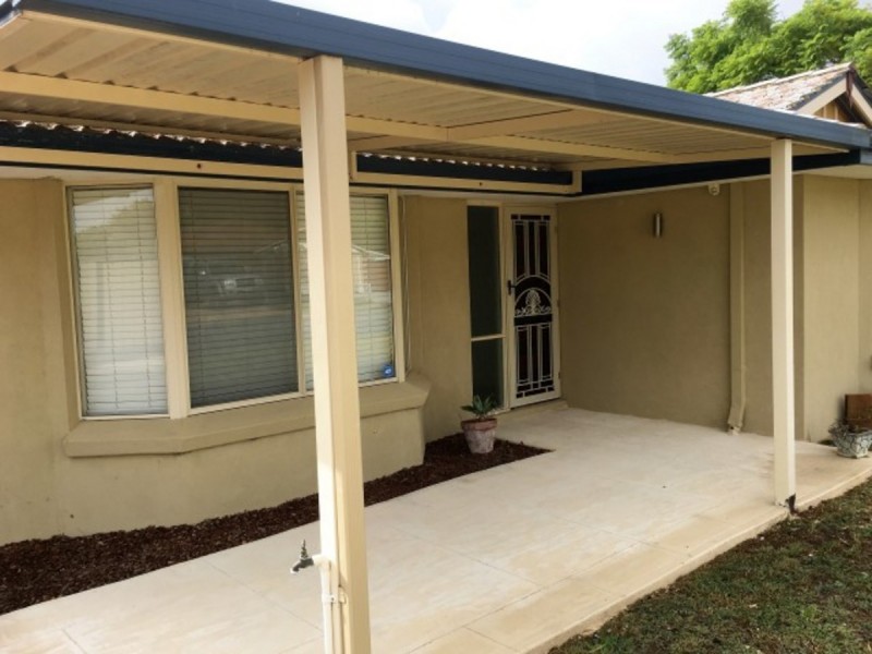 15 Santa Barbara Court, Waikiki WA 6169