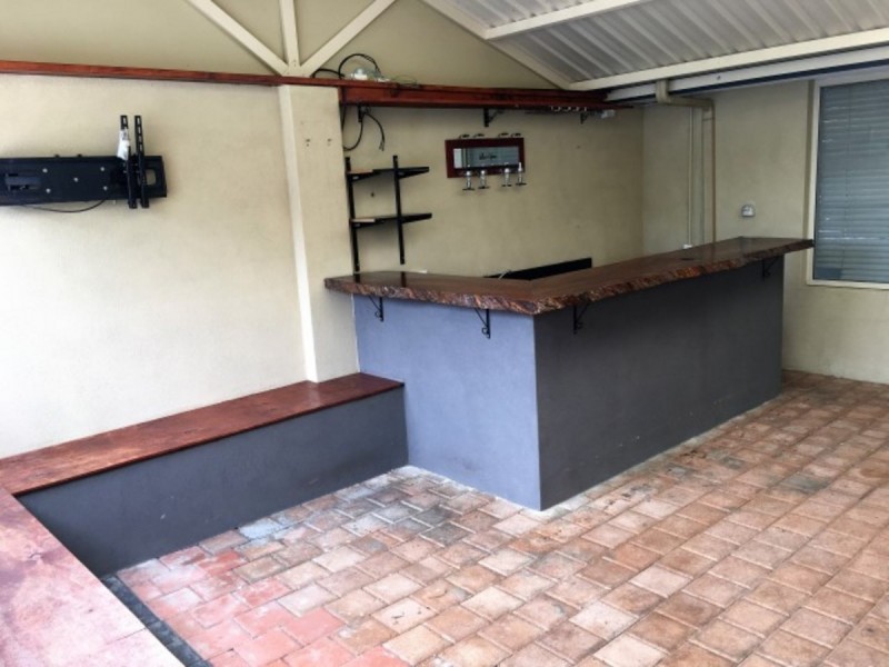 15 Santa Barbara Court, Waikiki WA 6169