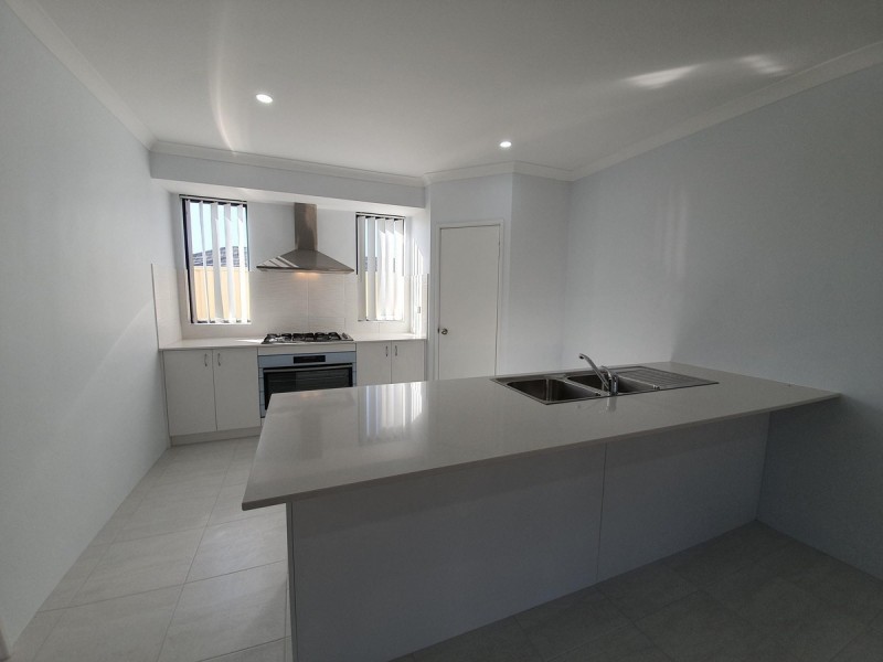 204 Foreshore Drive, Singleton WA 6175