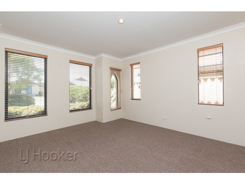 12 Freeling Road, Port Kennedy WA 6172