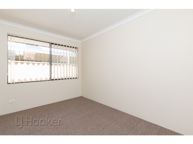 12 Freeling Road, Port Kennedy WA 6172