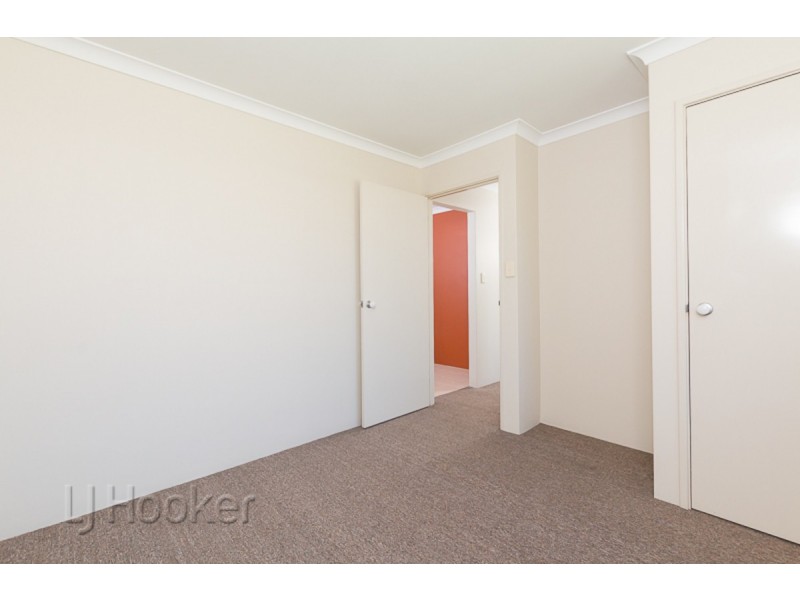 12 Freeling Road, Port Kennedy WA 6172