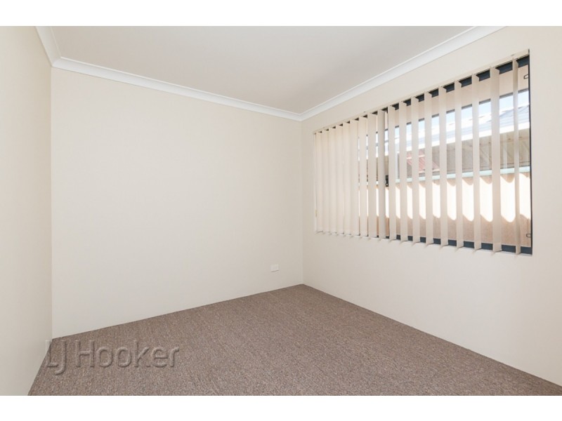 12 Freeling Road, Port Kennedy WA 6172