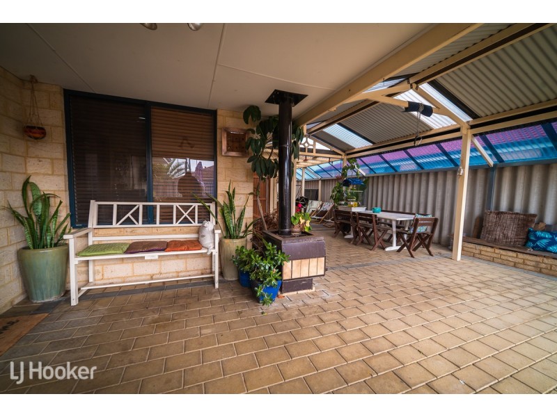 63 Fairview Drive, Waikiki WA 6169