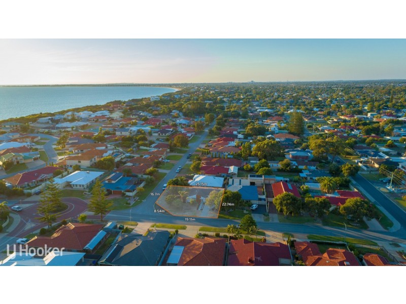 33 Pollard Way, Warnbro WA 6169