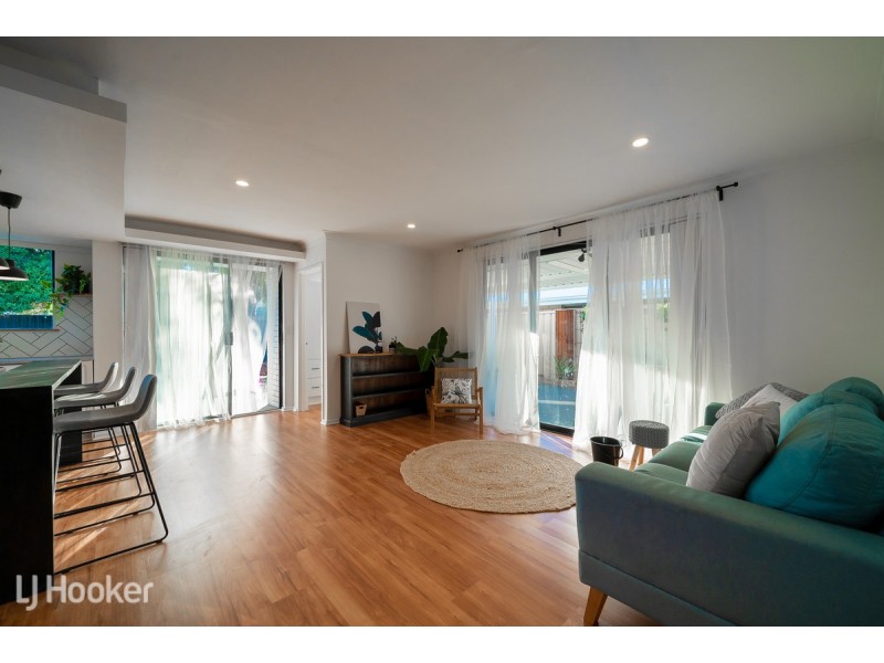33 Pollard Way, Warnbro WA 6169