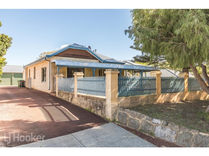 23 First Avenue, Shoalwater WA 6169