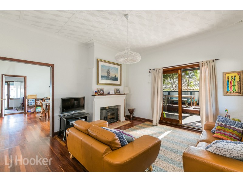 23 First Avenue, Shoalwater WA 6169