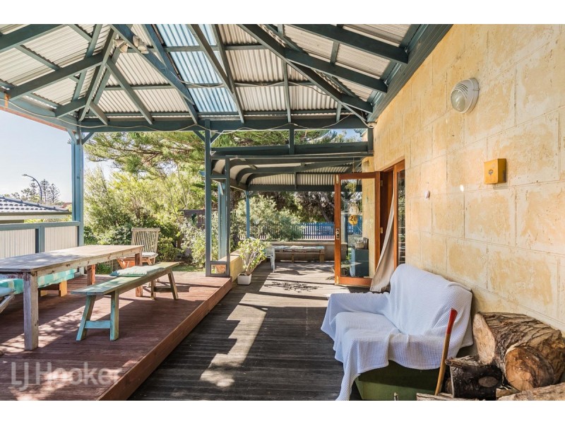 23 First Avenue, Shoalwater WA 6169