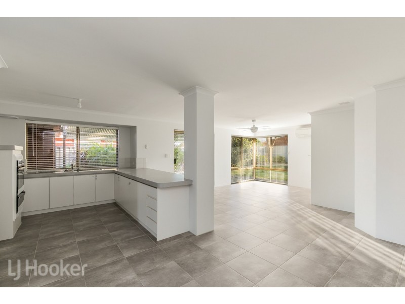 12 Sirius Place, Port Kennedy WA 6172