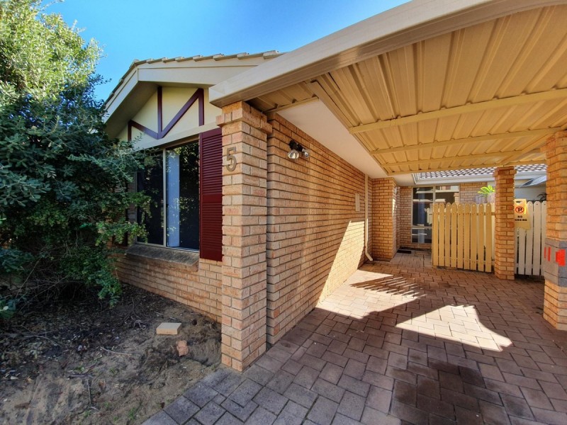 5/3 Sepia Court, Rockingham WA 6168