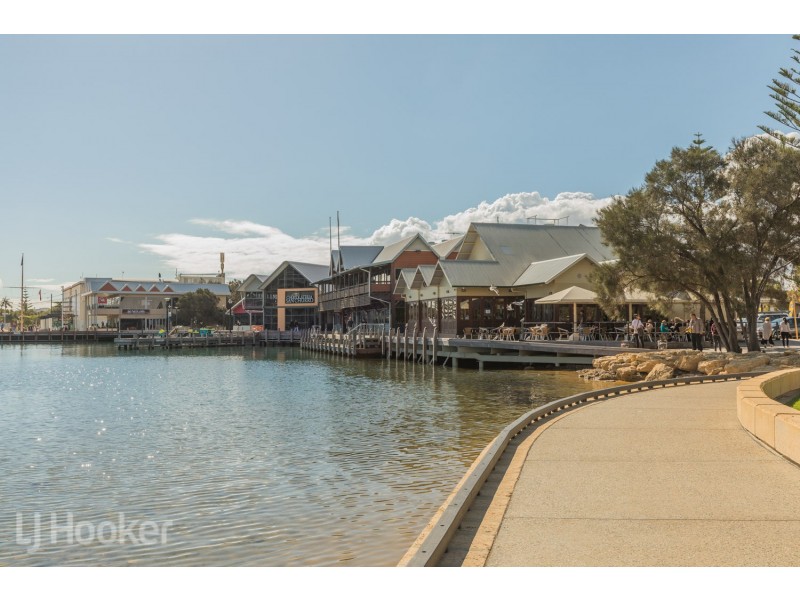 4/35-37 Sholl Street, Mandurah WA 6210