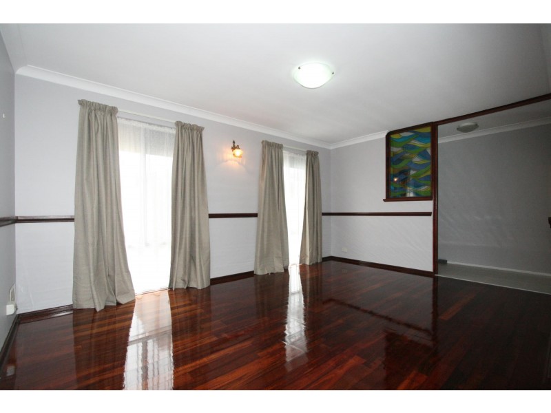 35 Fendam Street, Warnbro WA 6169
