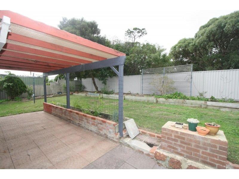35 Fendam Street, Warnbro WA 6169