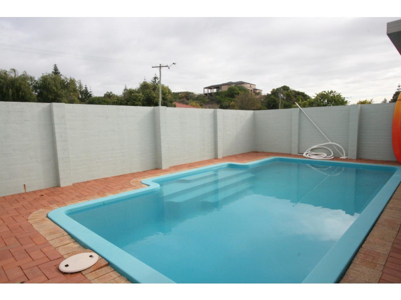 35 Fendam Street, Warnbro WA 6169