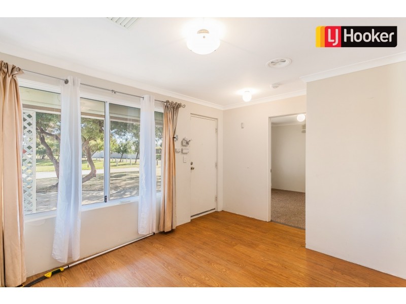 12 Jersey Way, Waikiki WA 6169