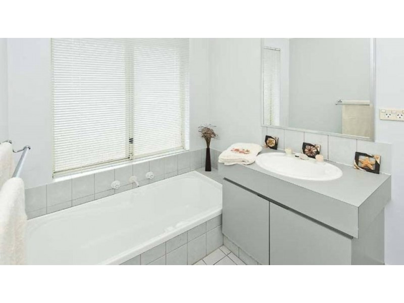 29 Gascoyne Way, Cooloongup WA 6168