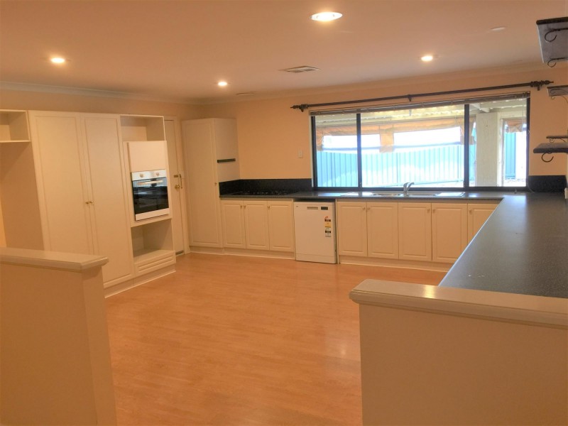 8 Anzio Court, Secret Harbour WA 6173