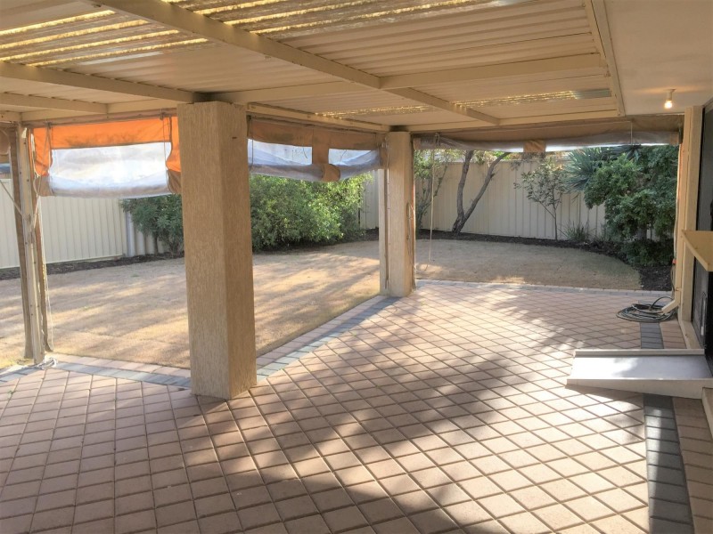 8 Anzio Court, Secret Harbour WA 6173